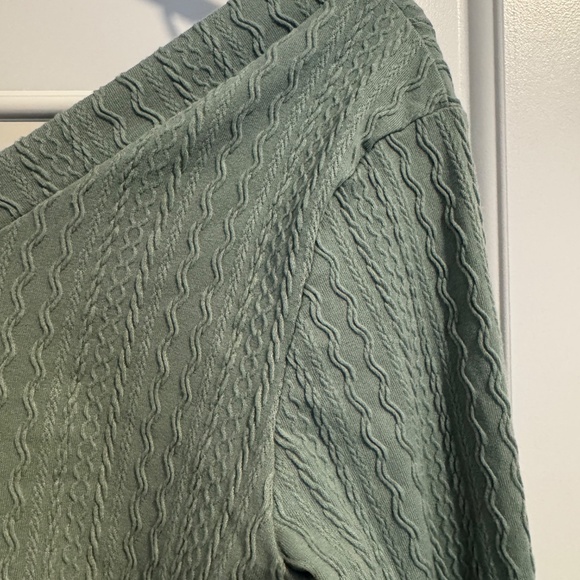 Green Knitted V-Neck Sweater Size Small - Picture 2 of 4